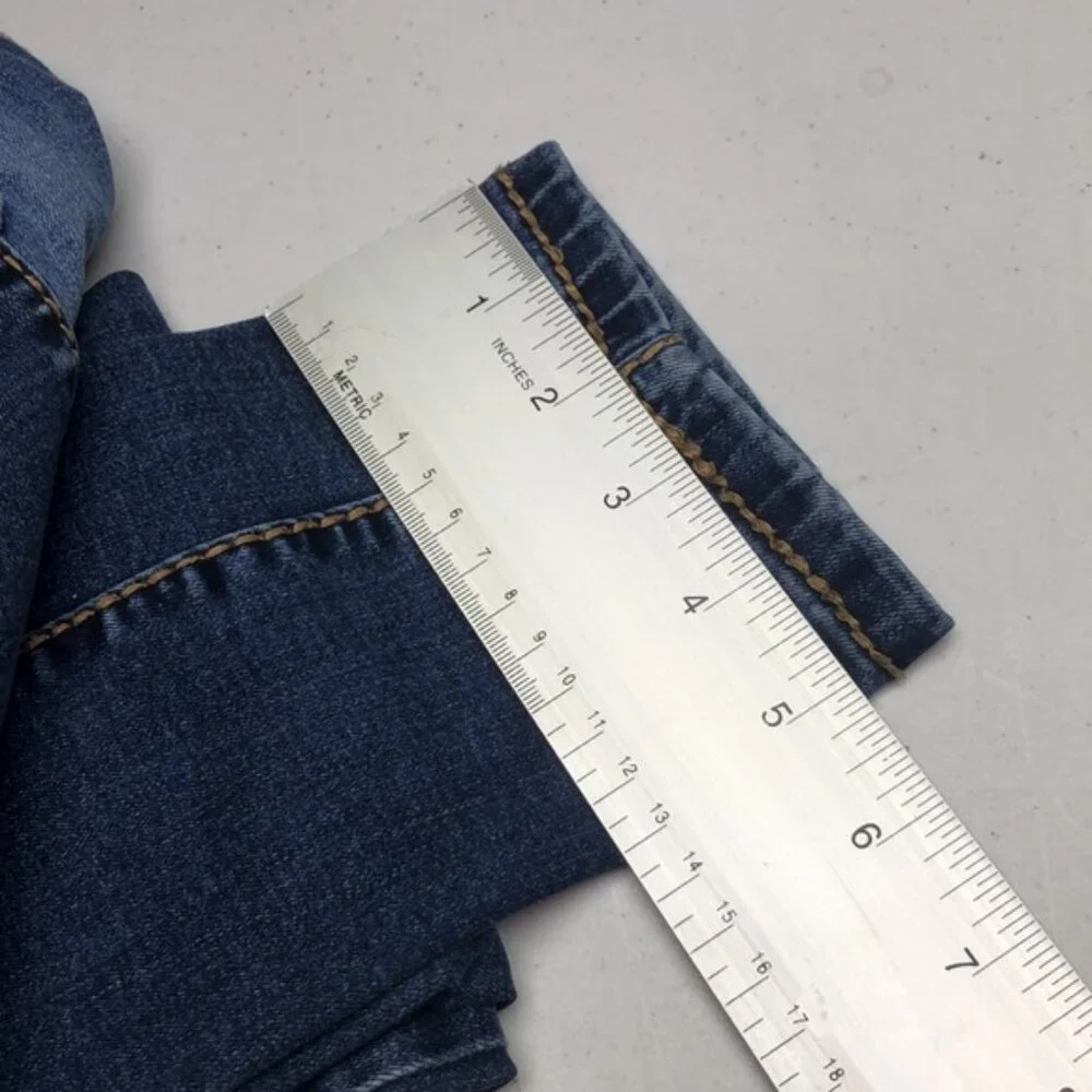 ROYALTY FOR ME MID-RISE SKINNY JEANS 8/29x28 ⭐️